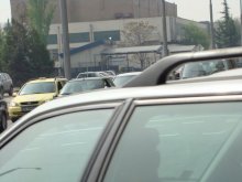 Пловдивчани карат колите си повече от софиянци