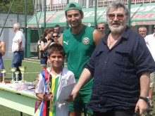 Пловдивски талант стана най-добър халф на турнир в Бургас