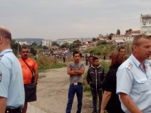 Каракачанов: Циганите ще започнат да нападат и полицаи, трябва здрава ръка