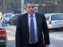 Повдигнаха две обвинения на Бат Сали 