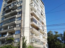 Покрайнините на бедно село? Не, това е в центъра на Пловдив!