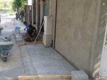 Усилени ремонти на тротоари в "Северен"