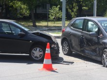 Автомеле на кръстовище в Кючука, пострада и гръцки автомобил