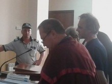 Оставиха в ареста клошаря Любо, заподозрян за палежа на тютюневите складове