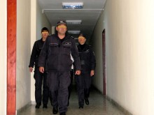 Турски тираджия отива на съд за контрабанда на спортни обувки