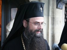 Най-новият православен храм "Свети Климент Охридски" отваря врати след дни