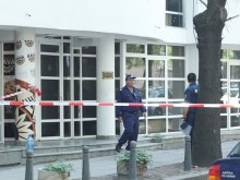 Изпепелени: Мъж се заля с бензин, прегърна любимата и драсна клечката