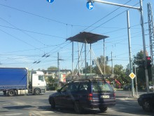 Автомобил с опасен товар се движи из пловдивските улици