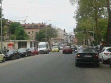 В първия работен ден коли "атакуваха" неоткрития "Васил Априлов"