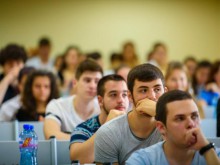 Над 3000 свободни места във вузовете