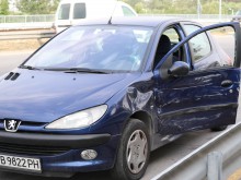 Жена е замесена в днешната катастрофа, полицията не казва кой е виновен