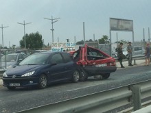Ексклузивно: Тежка катастрофа на входа на Труд, движението е парализирано!