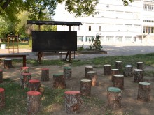 "Горска" класна стая получиха учениците от "Св. Св. Кирил и Методий"