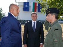 Николай Ненчев ще посети авиобаза Граф Игнатиево