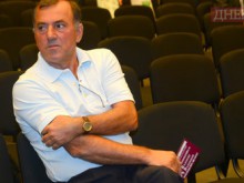 Въоръжени мъже нахлуха в дома на бивш министър