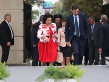 Десислава Танева в Пловдив: Очакваме 160 млн. литра вино от реколта 2016
