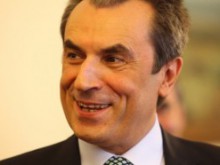 Пламен Орешарски се кандидатира за президент