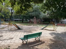 Облагородяват парк в "Северен"