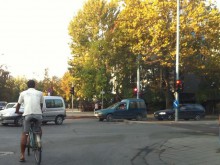 Внимавайте, ако този пловдивски велосипедист се изпречи на пътя ви!