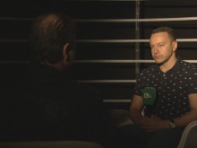 Мъжът, по когото стреляха в центъра на София: Не смея да изляза навън