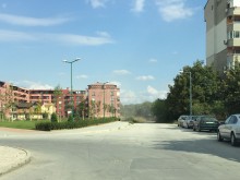 Много прах задушава пловдивчани край нов строеж