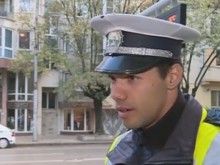 Ето кой е българският полицай, който трогна с човечността си