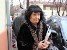 Коварен план: Ще опитат да изкарат ученичката Ирена алкохоличка