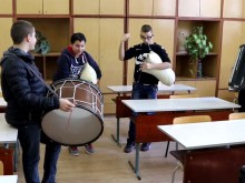 Вижте и чуйте отличния пример, който дават тези пловдивски ученици
