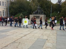 Пловдивчани крачат мълчаливо срещу съвременното робство