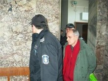 Доживотен затвор за изверг, избягал от затвора и заклал сина си