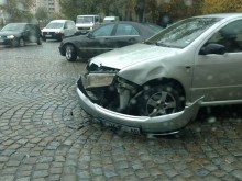 Катастрофа на мокрия паваж в Пловдив