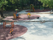 Притеснени родители питат: Какво става с новата детска градина?