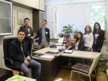 Благотворителен празник в ЕГ "Иван Вазов"