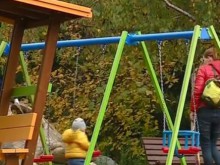 Родители обмислят как да върнат децата си, отведени в чужбина
