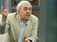 Пребиха председателя на Българския хелзинкски комитет 