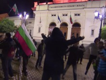 Арести пред Народното събрание след концерта на Слави Трифонов