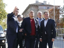 Борисов разгледа новия булевард "Васил Априлов"