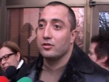 Митьо Очите отново в болница заради болки в корема