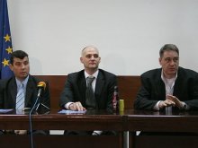 Тениска на Матей Казийски за най-перспективния волейболист на "Дерби Къп"