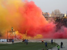 Ето я агитката на Ботев на Лаута