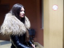 Нагла приятелка на Любомир към журналисти: Изроди!