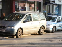 Нова катастрофа на булевард "Руски", жена е откарана в болница