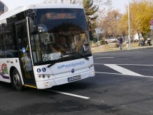 Пускат автобусите по "Гладстон"