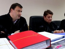 Уникално видео: Ето как съдът в Пловдив не трепна и прати шофьора на аудито на топло!