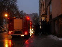 Грандиозен и много грозен скандал в Пловдив! Роми обвиниха пожарникари, че са им откраднали 300 000 евро!