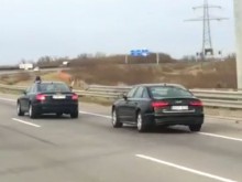 Шофьор опита да изпревари кортежа на Бойко Борисов