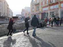 Екстравагантни кинаджии окупираха Римския стадион
