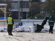 Най-голямата открита ледена пързалка е в Пловдив от днес