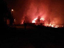Цистерни от влак се взривиха край Хитрино, има ранени