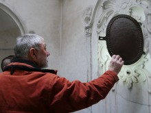 Започва реставрация на уникална баня в Стария град